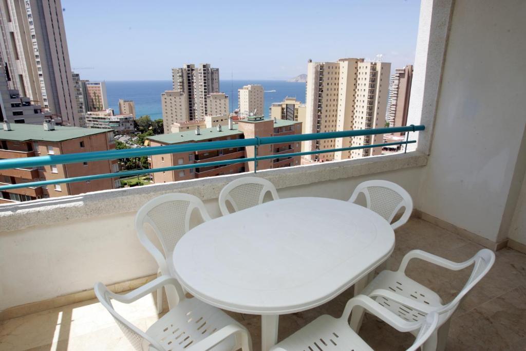Torres Gardens-Fincas Бенідорм Номер фото